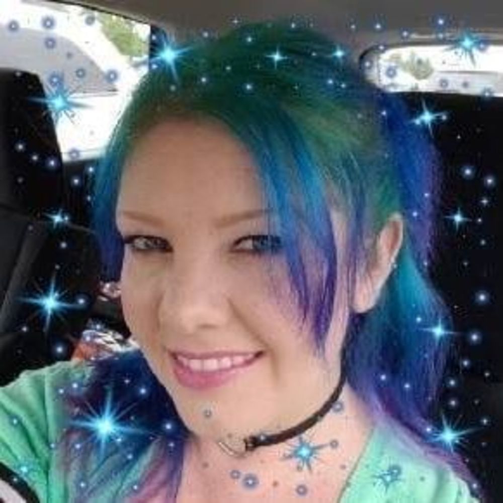 Meet your Posher, Holli